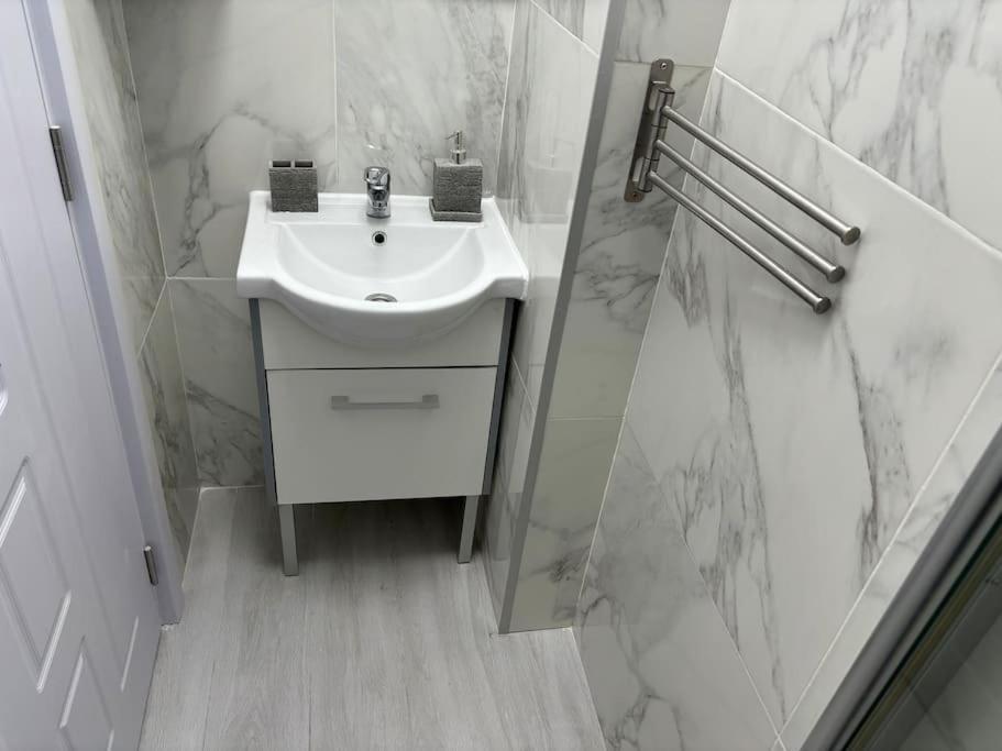 3 Camere Decomandat Bukurešť Exteriér fotografie